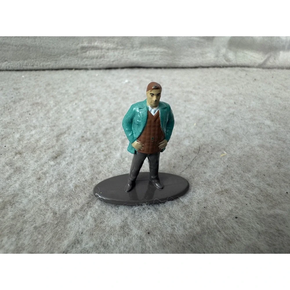 Harry Potter WBEI 2017 Miniature Figure Man in Teal Coat NO.98842 Collectible